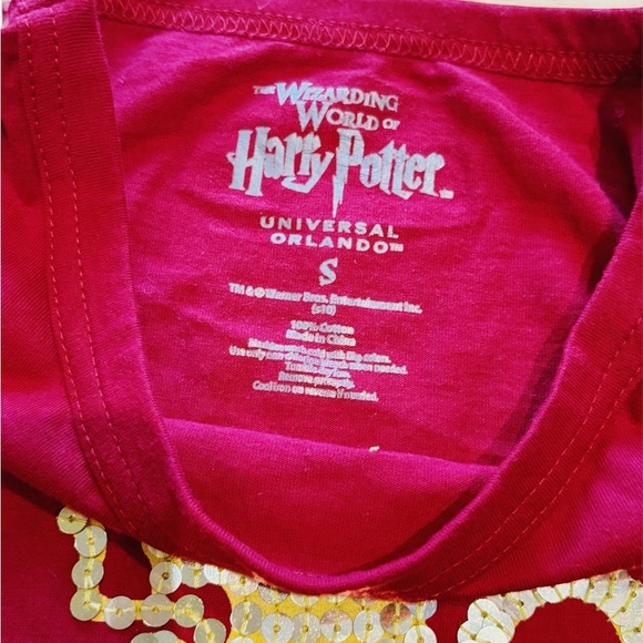 Universal Studios Harry Potter Gryffindor Sequins Gold Bling Women’s Shirt S EUC - Picture 3 of 10